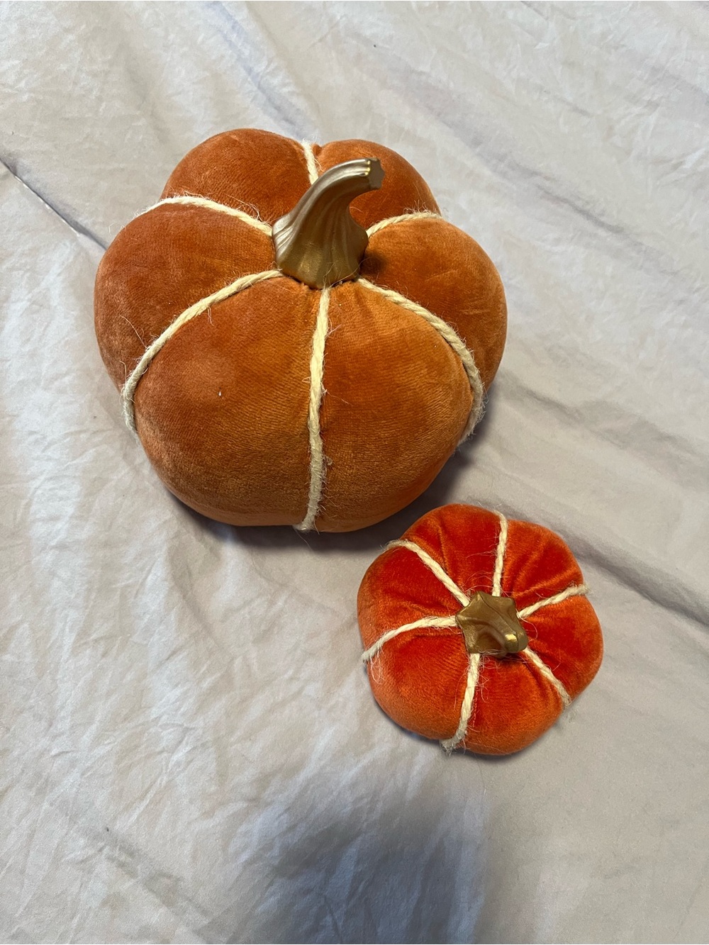 Plush Velvet Pumpkin Décor Set - Orange
